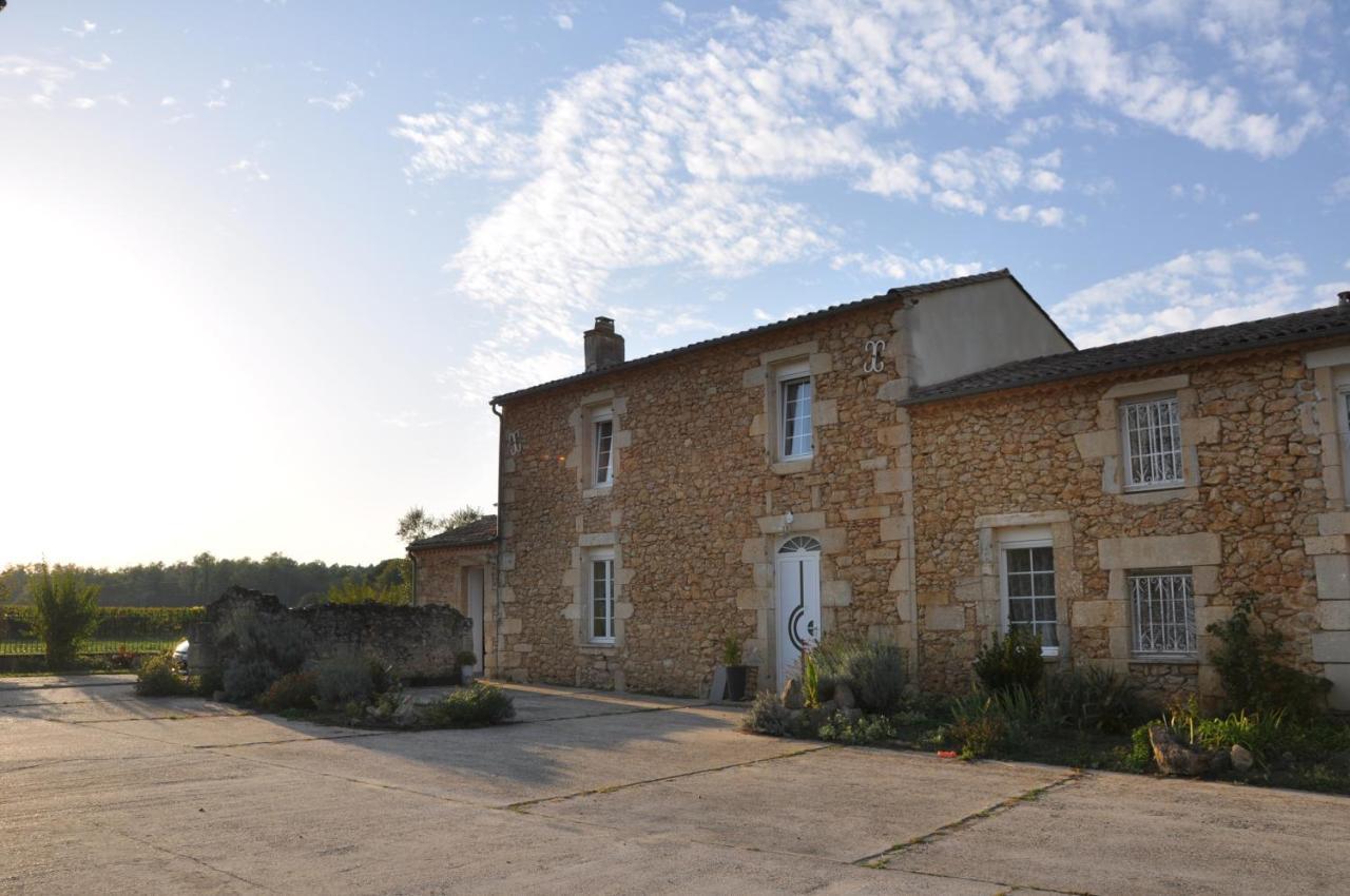 Clos San Gianni Pujols-sur-Ciron Bagian luar foto