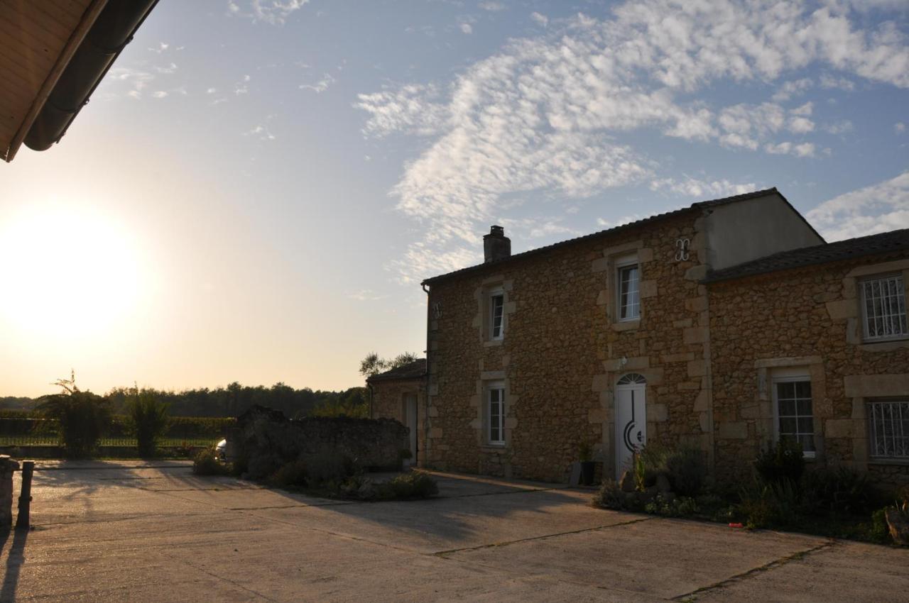 Clos San Gianni Pujols-sur-Ciron Bagian luar foto